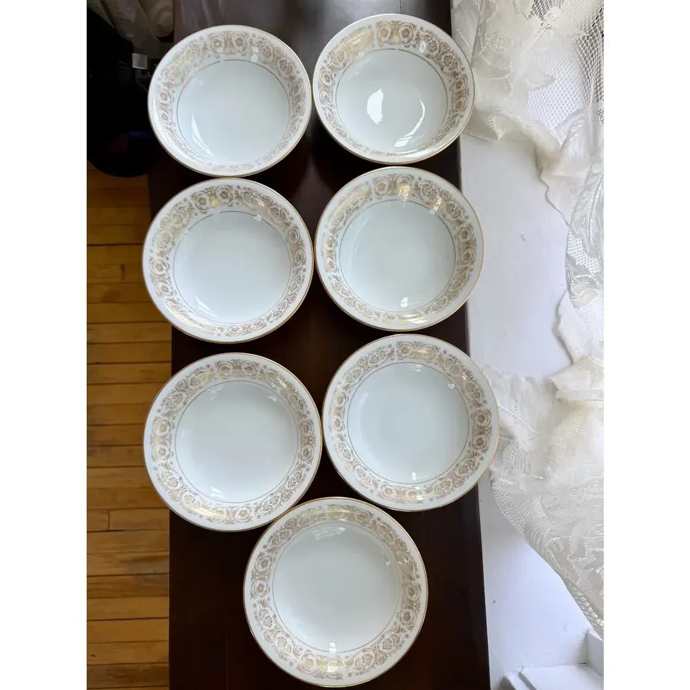 Noritake Raphael 6679 Rim Soup Bowls Set of 7 Japan Gold Scroll Floral Vintage